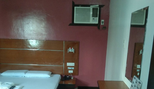 Nice Hotel Pasig