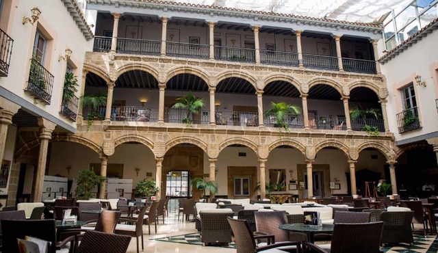 Palacio de los Velada