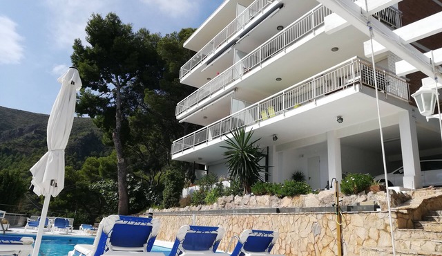 PANORAMIC 4 APARTMENTS Castelldefels/POOL AND SEA VIEWS