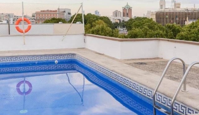 Paseo del Prado I - Studio with Pool and Terrace