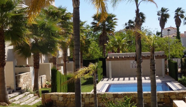 Pego Retreat with Shared Pool
