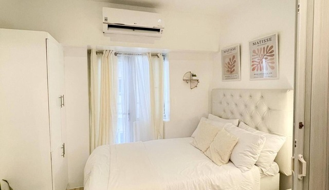Cozy Ambiance Condo Unit in Victoria Sports Tower