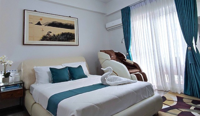Pool View with Massage Chair-5 min to Cebu Airport