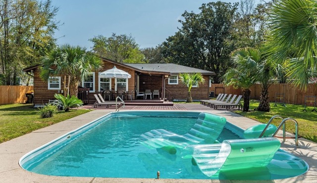 Private Pool Oasis 4BR Near Okaloosa Island