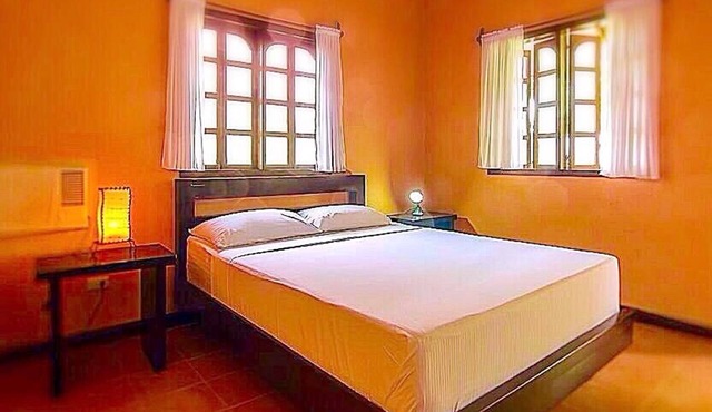 Puesta del Sol Beach Bungalows
