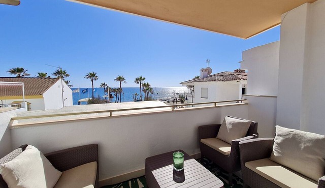 Ref: 233 Modern 3 bedroom apartment next to the beach in La Cala