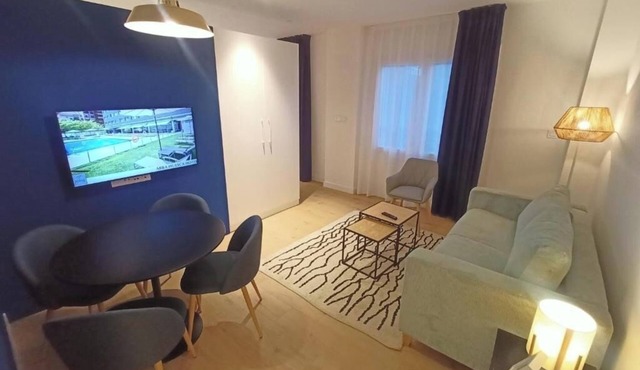 Relax by the Beach: Gros Apartment near Surf, Dining & Cultural Hotspots