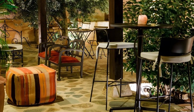 Room 'Naranja' with Shared Garden and Wi-Fi