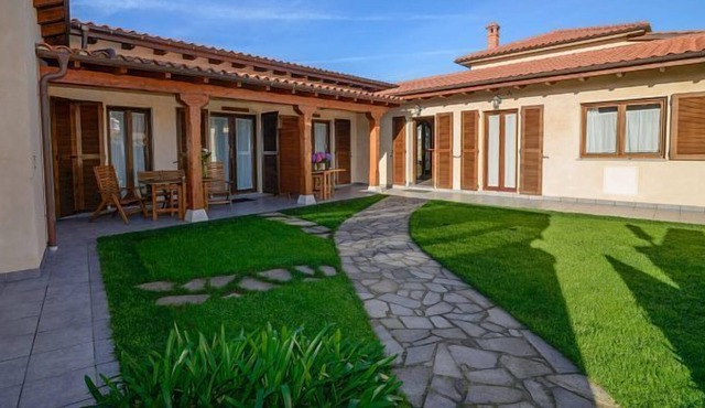 Rural apartment Casona de Llanorrozo for 4 people