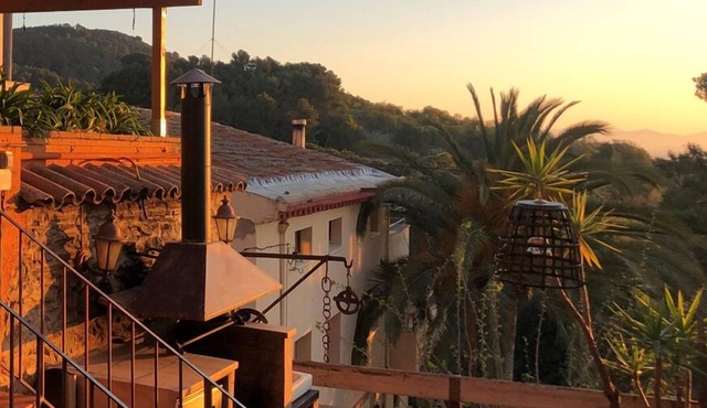Rustic house in Baix Camp. Views of the Costa Dorada