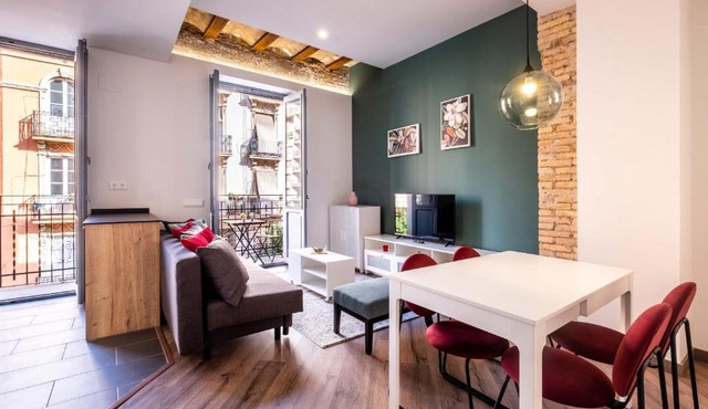 Serene Apartment with a Relaxing Atmosphere