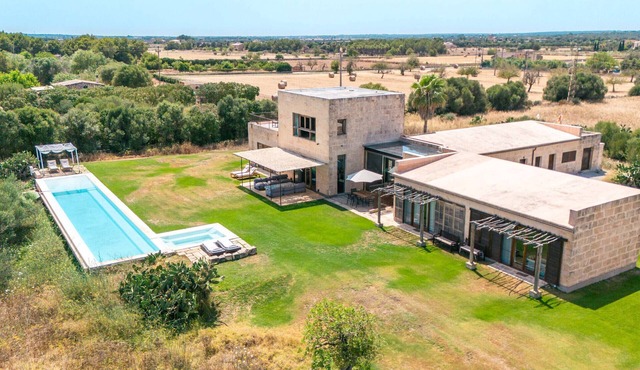 Son Coranta stylish holiday house with pool in a quiet and natural setting in Campos