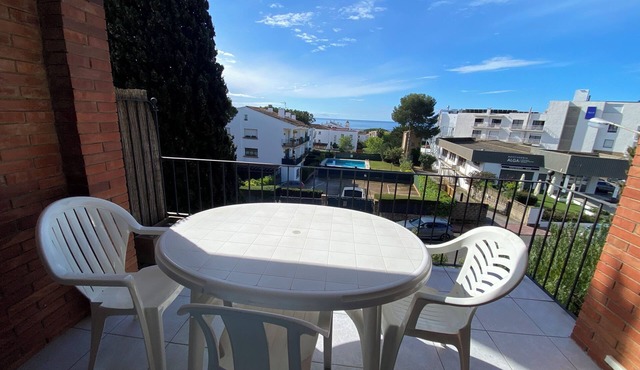 Spectacular apartment in Calella with sea views