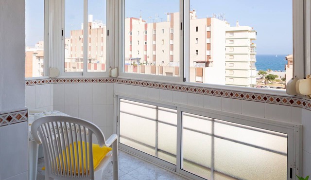 Studio Apartment 'Torre Del Mar' with Sea View, Wi-Fi and Air Conditioning