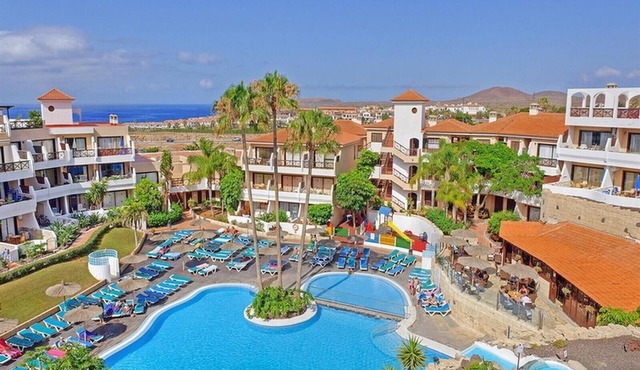 Studio 'Golf Del Sur' with Sea View, Shared Pool & Wi-Fi