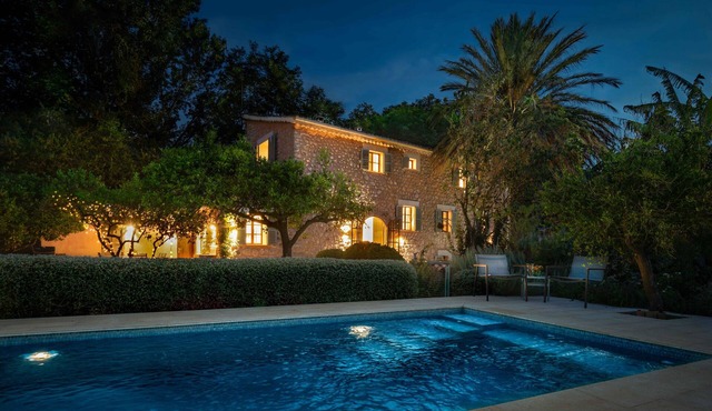Stunning, recently restored luxury 1730 Finca, Pool, Orchard, Mountain views, Wi