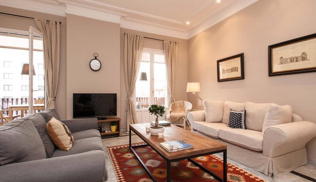 Superior 3 bedroom apartment with terrace
