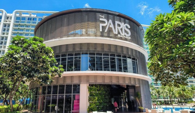 The Cozy-Corner Staycation Azure Residences
