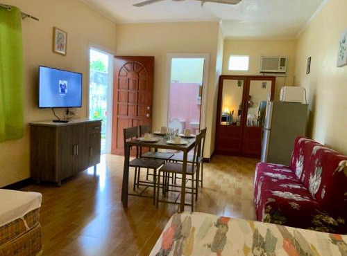 Treetops Studios Valencia, Dumaguete