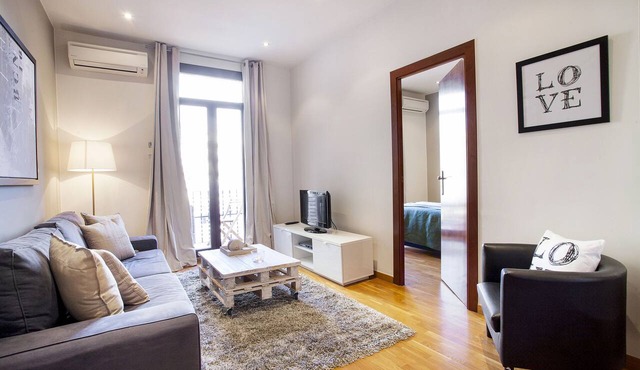 Viladomat Eixample Apartment