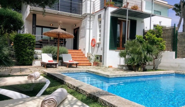 Villa 'Baulo Pleta Can Picafort' with Private Pool, Wi-Fi and Air Conditioning
