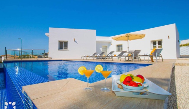 Villa BAYDAL by Abahana Villas