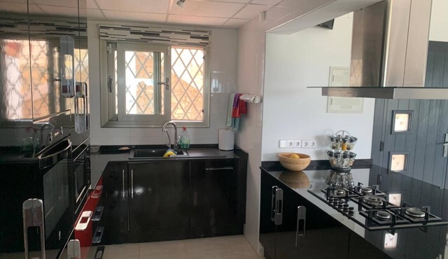 Villa 'Jazmines' with Sea View, Wi-Fi and Air Conditioning