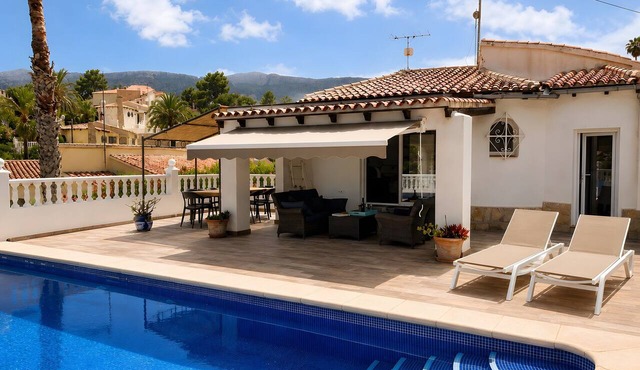 Villa 'La Perla - Canuta' with Sea View, Private Pool and Wi-Fi