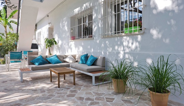 Villa Leomar - Malaga. peaceful and quiet, very close to the beach and the city center.