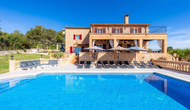 Villa 'Maria' with Mountain View, Wi-Fi and Air Conditioning