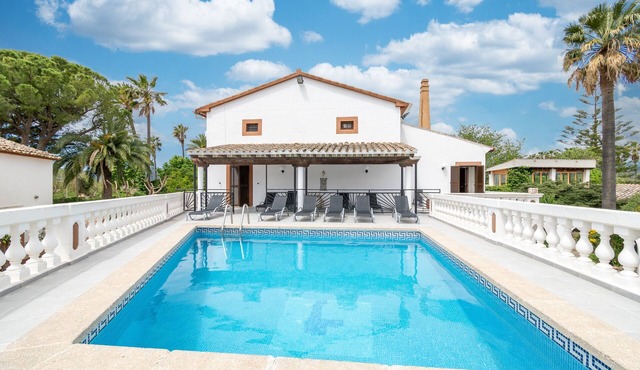 Villa "Moli dels Reis" very close to Palma with pool, tennis court, a/c and Wi-Fi