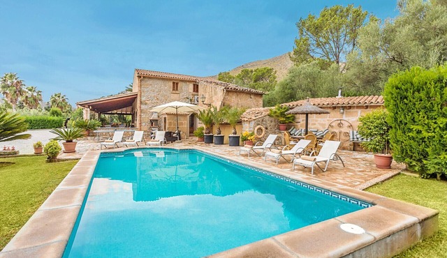 Villa Mosson for 6 people with pool