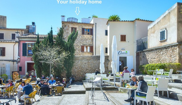 VILLA PADRINA - WALKING TO THE CENTER