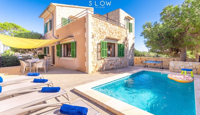 Villa Sa Llimonera with private pool and sea views close to Cala Llombards