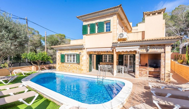 Villa Trobadors - with private swimming pool
