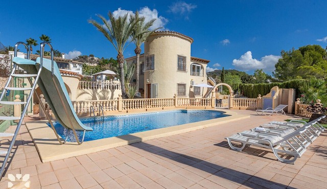 Villa VENTURA by Abahana Villas