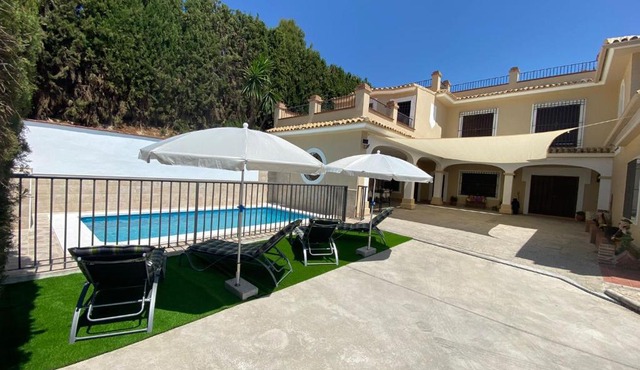 VILLA ZAMORA