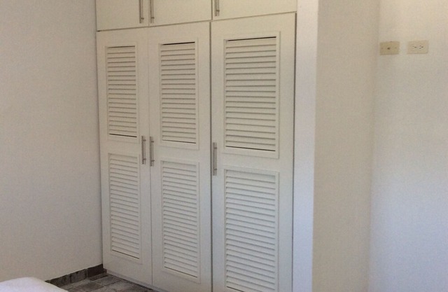 La Dolce Vita Apartments,elegant two bedroom 2 steps from Arashi Beach