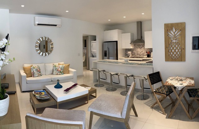Luxurious Condo 1BR/1BTH Infront of Pool + Private Patio!