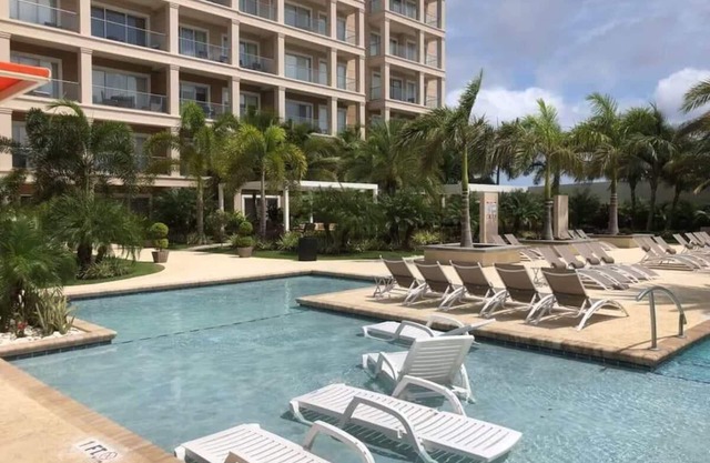 Luxury Beachfront Apartment in Aruba