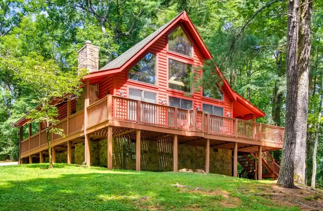 Tomahawk Lodge 
