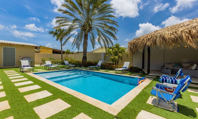 Paradera Villa | 160 m² Villa ∙ 4 bedrooms ∙ 10 guests