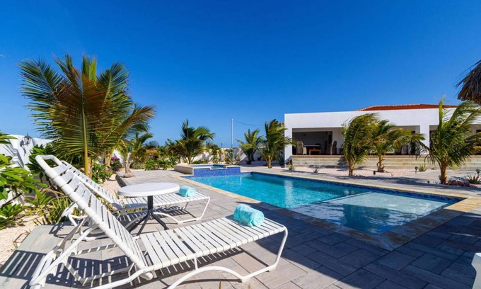 Sero Colorado Villa | 300 m² Villa ∙ 3 bedrooms ∙ 6 guests