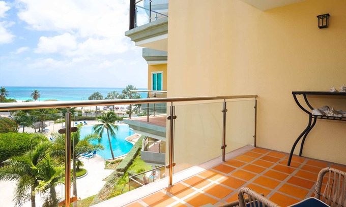 Oranjestad-West Condo | Beachfront - Glamour View 2BR condo - E422-2