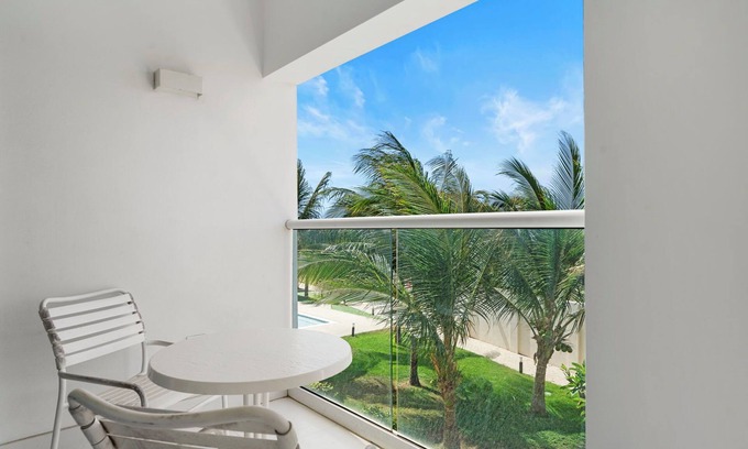 Sabana Liber Condo | Cozy 2BR Condo! Resort Style Pool!
