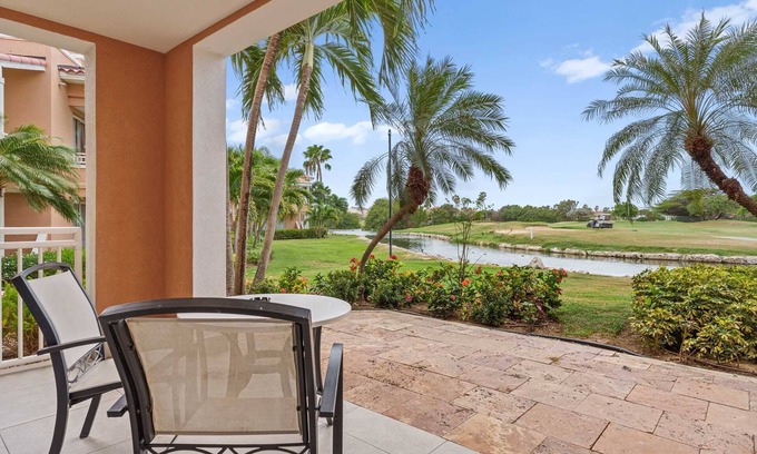 Oranjestad-West Apartment | Golf Course View - Garden Studio condo - DR02