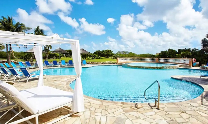Noord Apartment | Large Divi Village Resort Studio Apt. Golf and Beach Resort, Sleeps 4.n