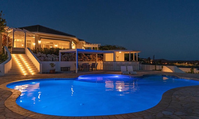 Malmok Villa | Majestic Retreat Five-Bedroom Estate