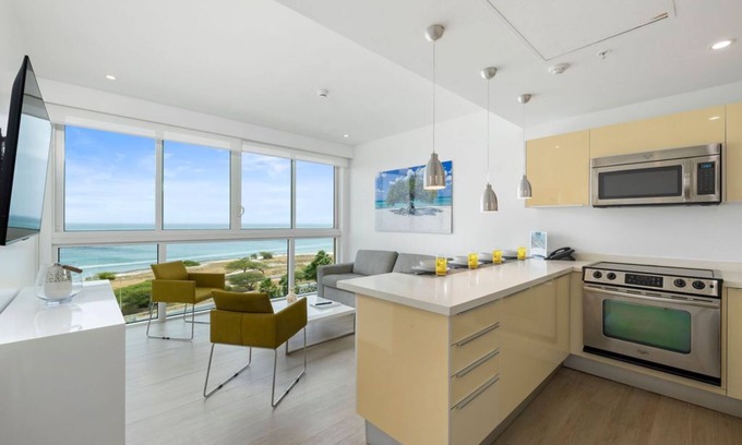Palm Beach Condo | Sea Forever, just enjoy, 1 BDR Condo Blue-633