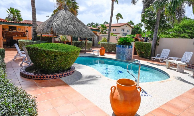 Ponton Villa | SPACIOUS VILLA LA MONA- 4BR-AMAZING GARDEN-POOL